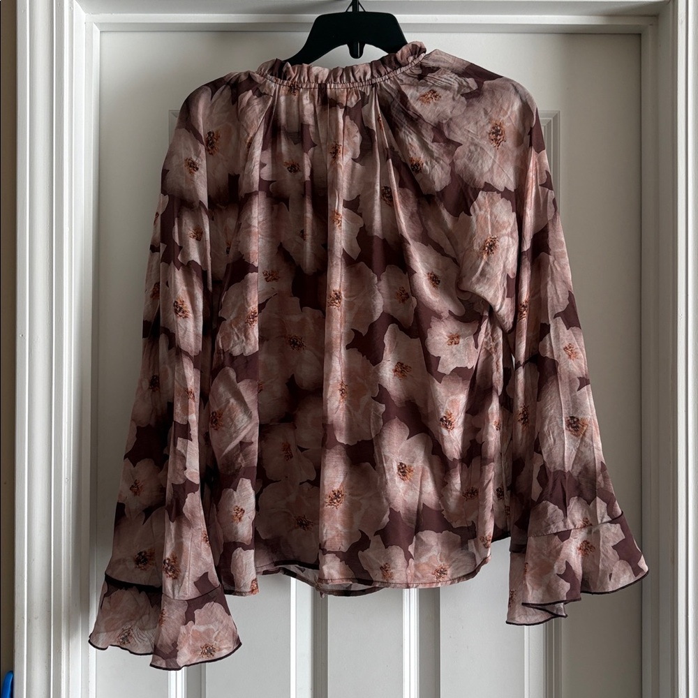 Melloday Ruffle Long Sleeve Blouse Size Medium NWT - Picture 5 of 10